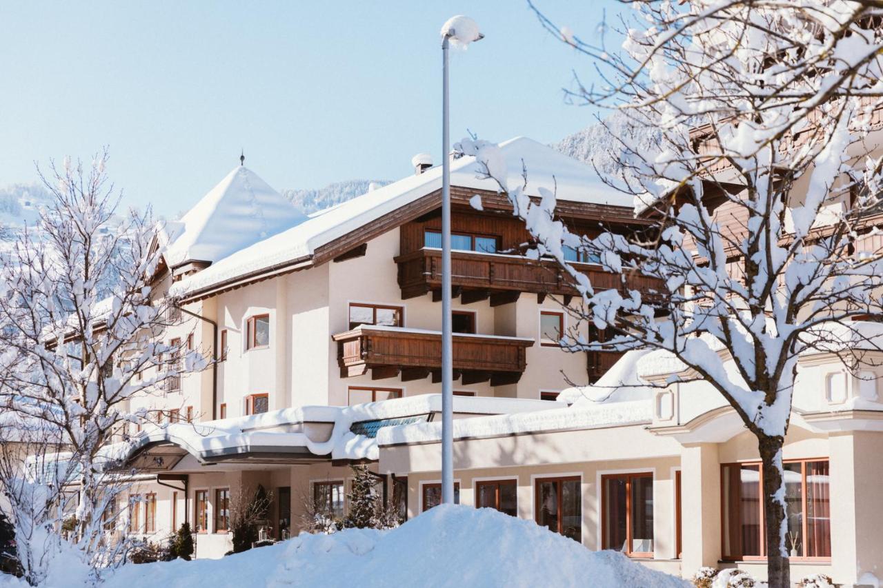 Gartenhotel Linde 4 Sterne Superior Ried im Oberinntal Exterior foto